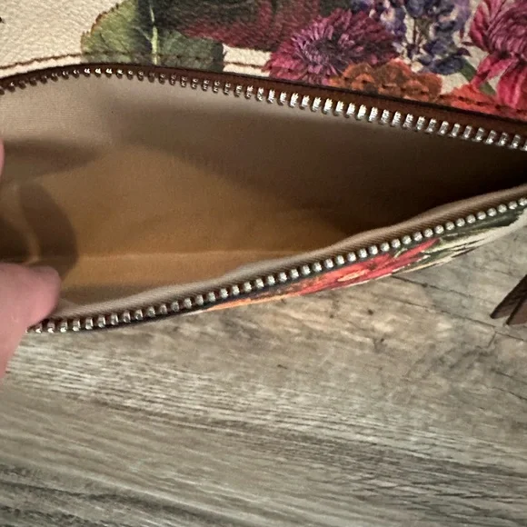 Dana Buchman Floral Purse - Picture 9 of 11